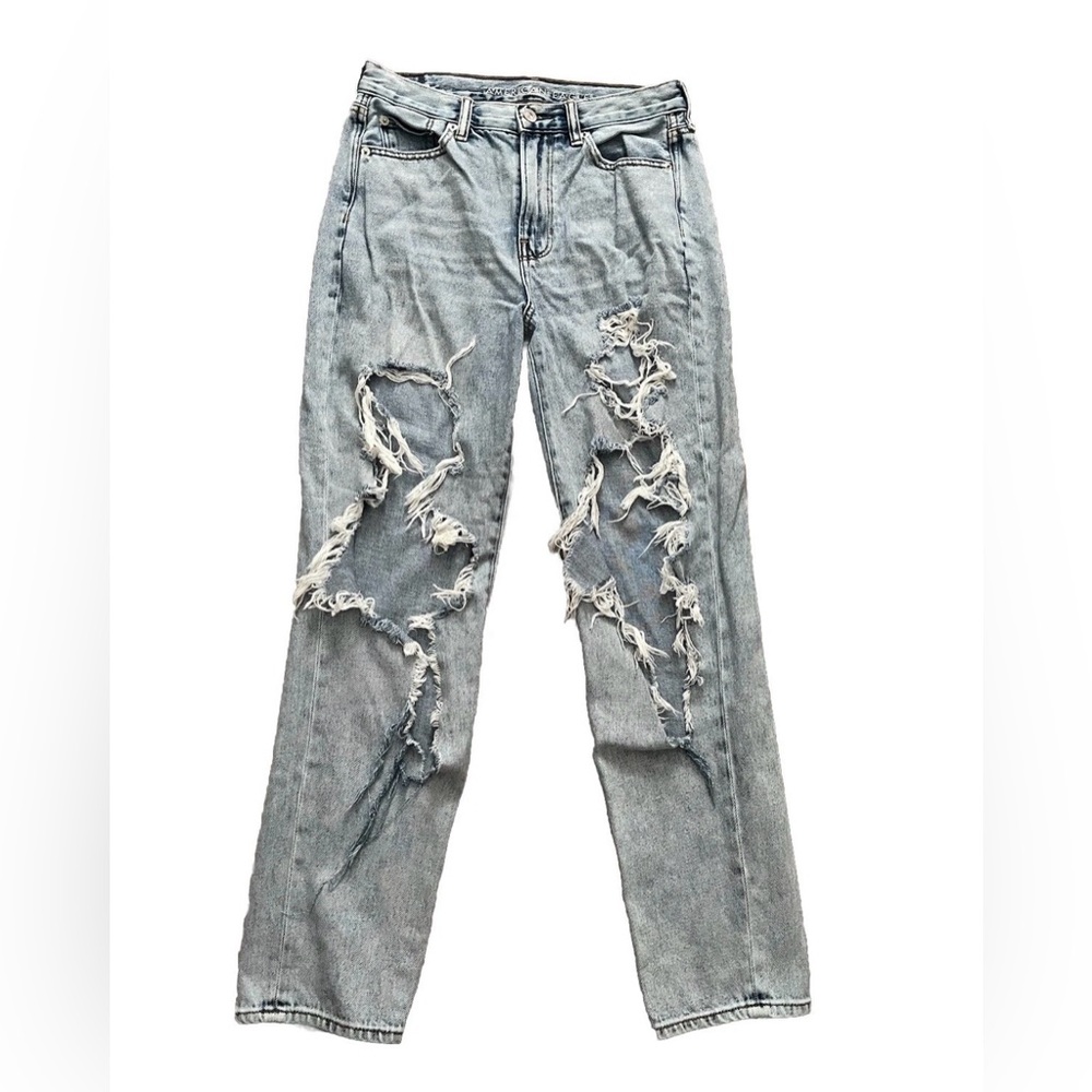 American Eagle Mom Jeans Women’s Size 4 Distressed Cotton